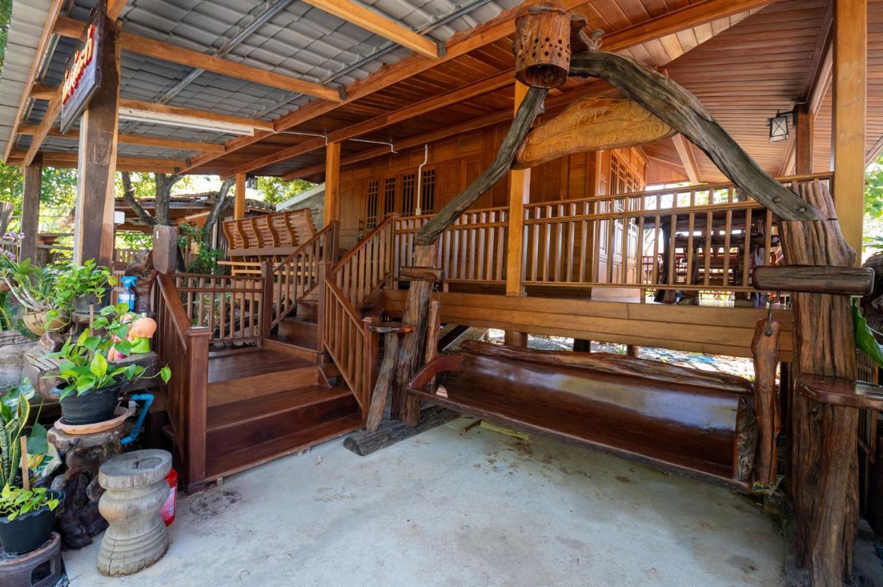 Suk Sabai Homestay Sukhothai Esterno foto