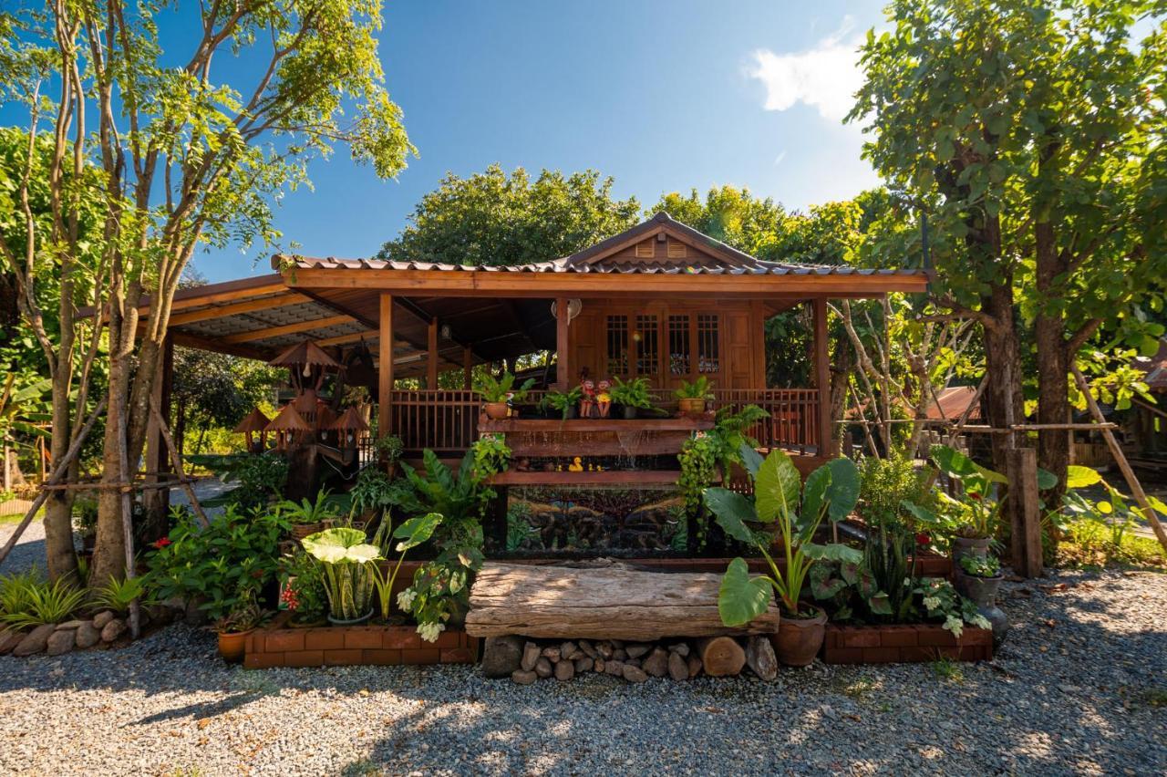 Suk Sabai Homestay Sukhothai Esterno foto