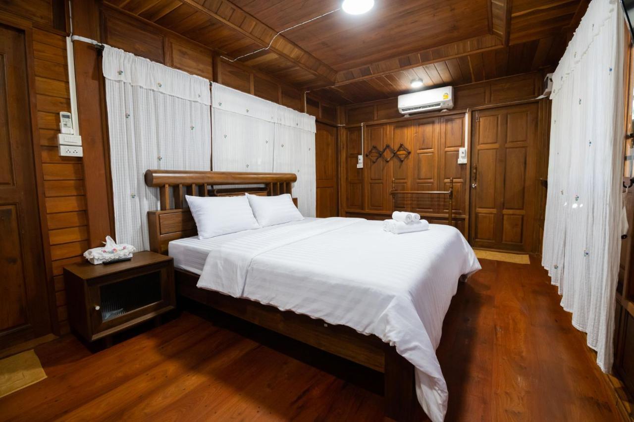 Suk Sabai Homestay Sukhothai Esterno foto