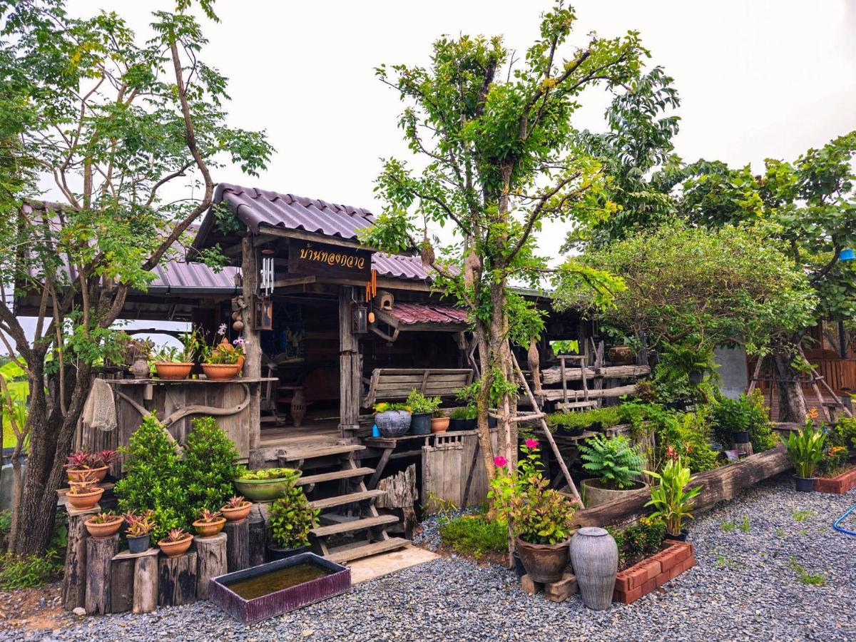 Suk Sabai Homestay Sukhothai Esterno foto